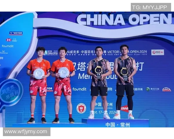 重庆羽毛球队勇夺最新羽毛球团队协作榜首位置引领风骚